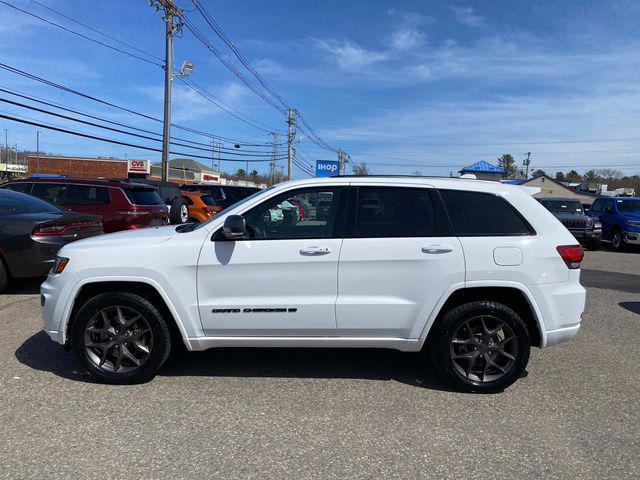 used 2021 Jeep Grand Cherokee car, priced at $29,074