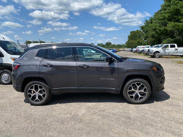 new 2024 Jeep Compass car, priced at $35,603