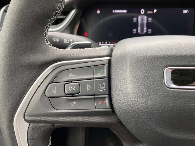 new 2025 Jeep Grand Cherokee car, priced at $43,220