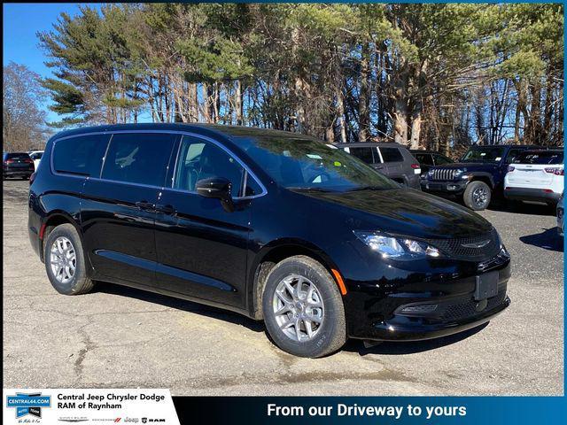 new 2025 Chrysler Voyager car, priced at $41,690