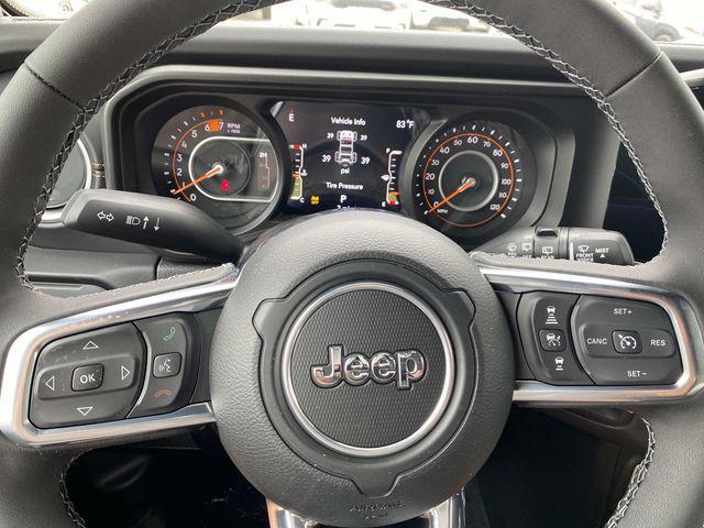 new 2025 Jeep Wrangler car, priced at $54,045