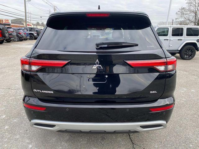 used 2022 Mitsubishi Outlander car, priced at $25,915