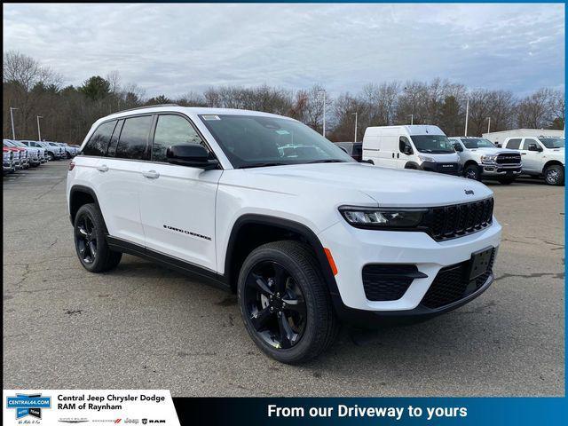 new 2025 Jeep Grand Cherokee car, priced at $47,580