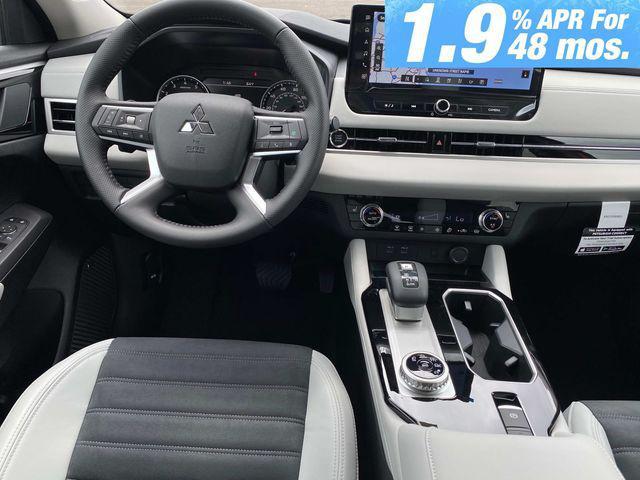 new 2025 Mitsubishi Outlander car, priced at $38,230