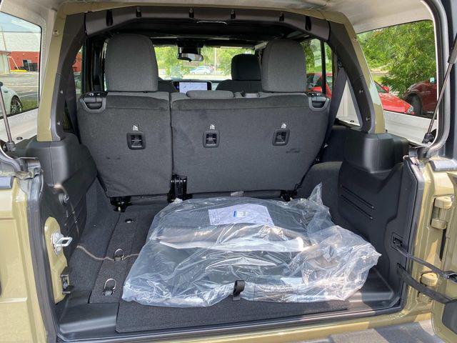 new 2025 Jeep Wrangler car, priced at $46,886