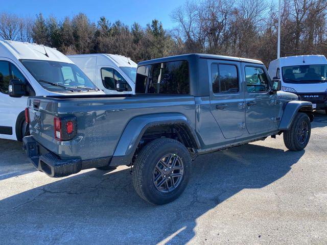 new 2025 Jeep Gladiator car, priced at $48,805