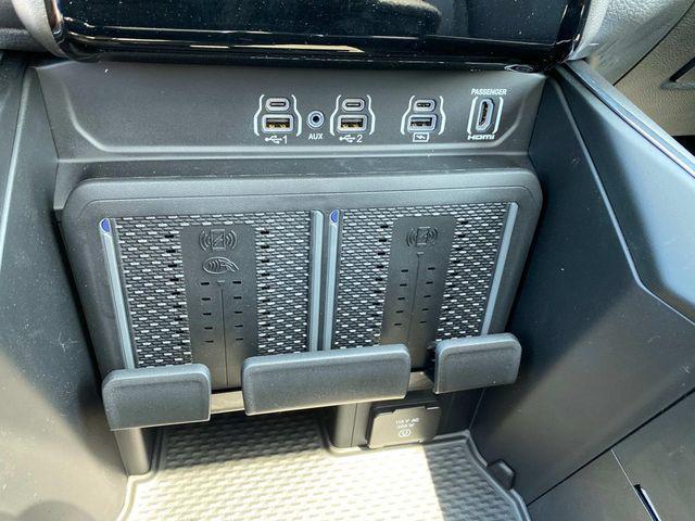 new 2025 Ram 1500 car, priced at $65,171
