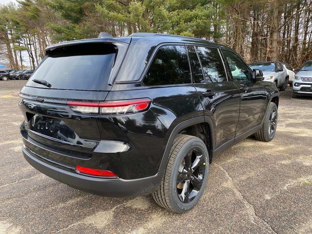 new 2025 Jeep Grand Cherokee car, priced at $48,175