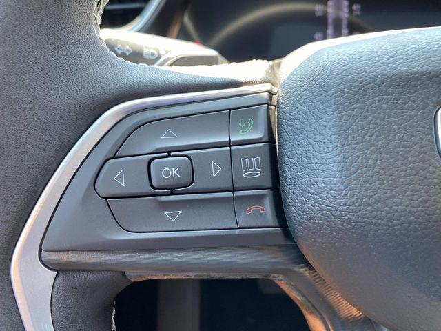 new 2025 Jeep Grand Cherokee car, priced at $45,530