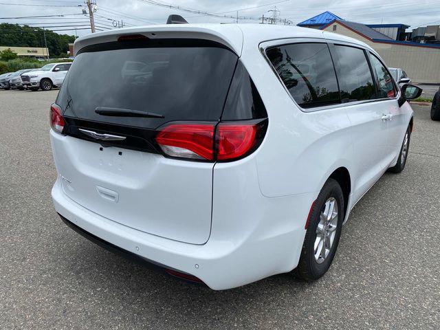 new 2025 Chrysler Voyager car, priced at $40,113