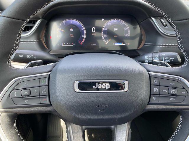 new 2025 Jeep Grand Cherokee car, priced at $47,310