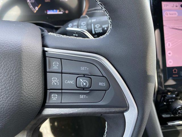 new 2025 Jeep Grand Cherokee car, priced at $47,310