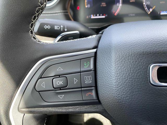 new 2025 Jeep Grand Cherokee car, priced at $47,310