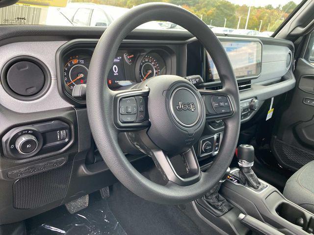 new 2026 Jeep Wrangler car, priced at $40,165