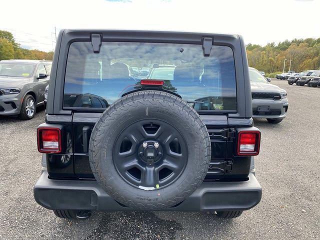 new 2026 Jeep Wrangler car, priced at $40,165