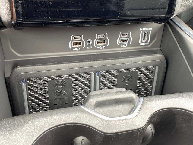 new 2025 Ram 1500 car, priced at $65,171