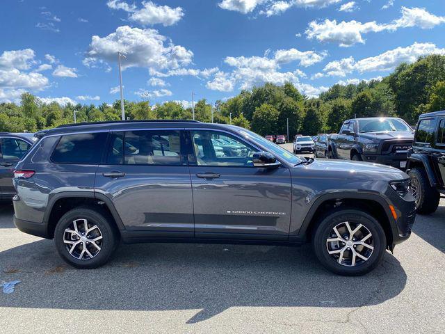 new 2024 Jeep Grand Cherokee L car, priced at $48,796