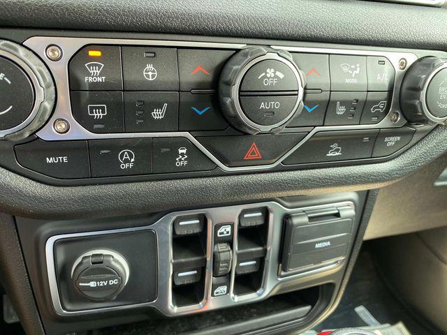 new 2025 Jeep Wrangler car, priced at $46,299