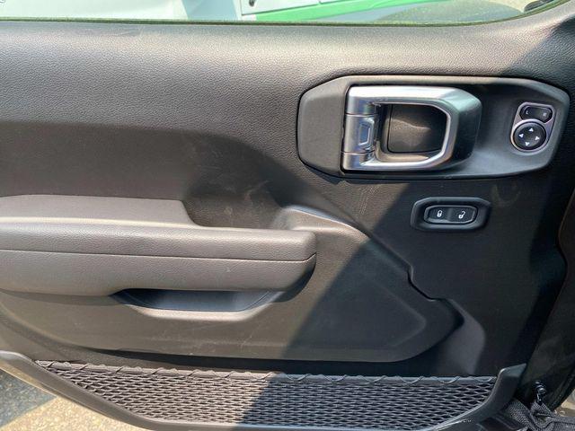 new 2025 Jeep Wrangler car, priced at $46,299