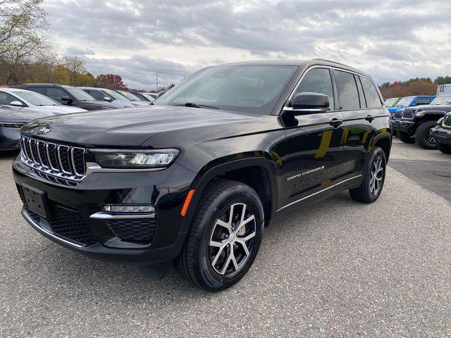 used 2024 Jeep Grand Cherokee car, priced at $33,337