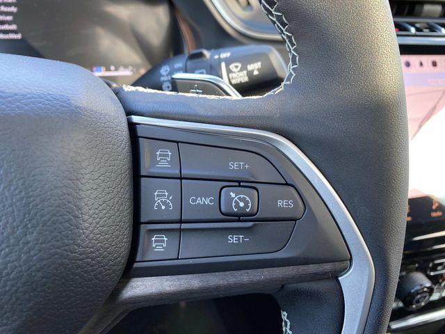 new 2025 Jeep Grand Cherokee car, priced at $47,196