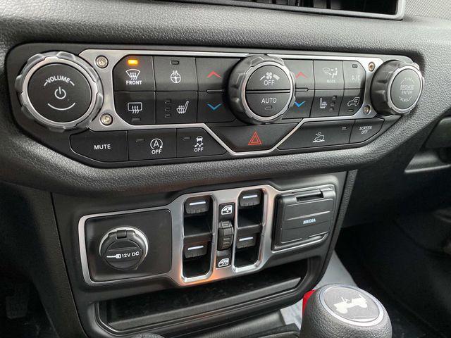 new 2025 Jeep Wrangler car, priced at $47,840