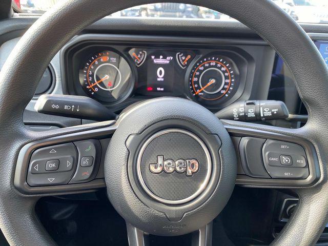 new 2025 Jeep Wrangler car, priced at $39,050