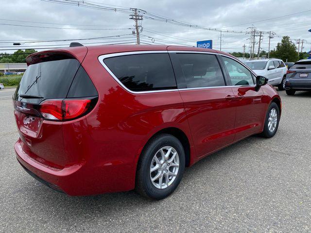 new 2025 Chrysler Voyager car, priced at $40,608