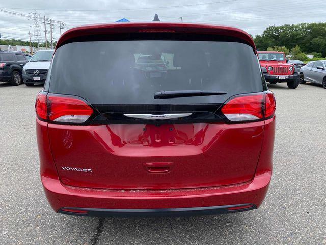 new 2025 Chrysler Voyager car, priced at $40,608