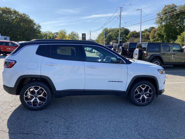 new 2025 Jeep Compass car, priced at $32,740
