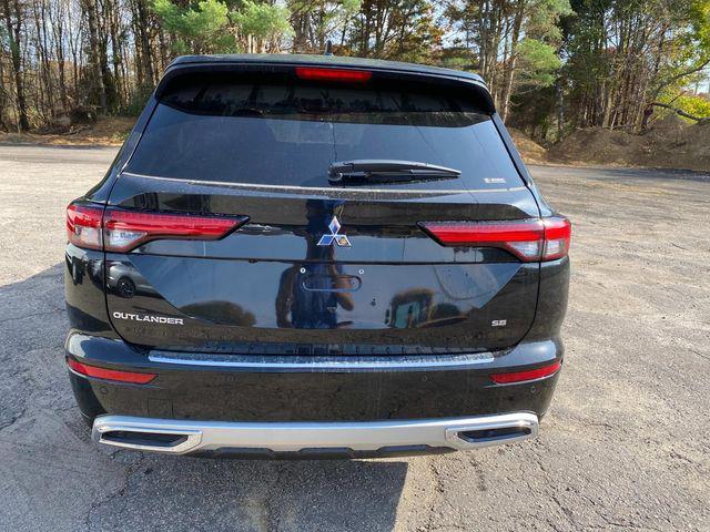 new 2024 Mitsubishi Outlander car, priced at $35,233