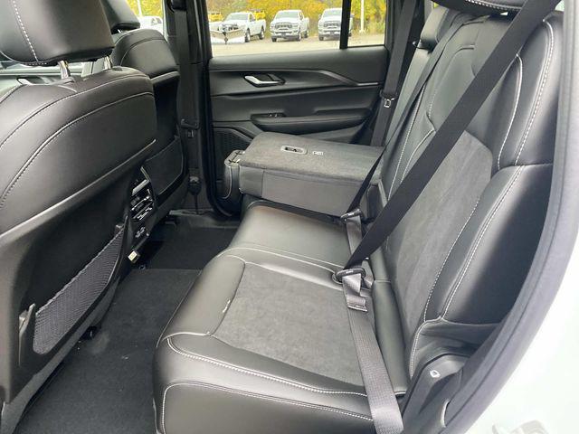 new 2025 Jeep Grand Cherokee car, priced at $46,135