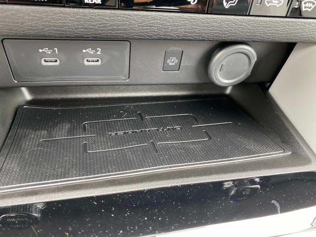 new 2025 Mitsubishi Outlander car, priced at $38,625