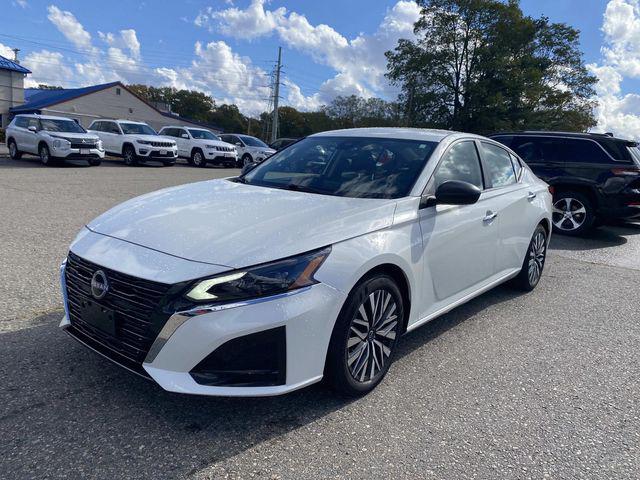 used 2024 Nissan Altima car, priced at $20,546