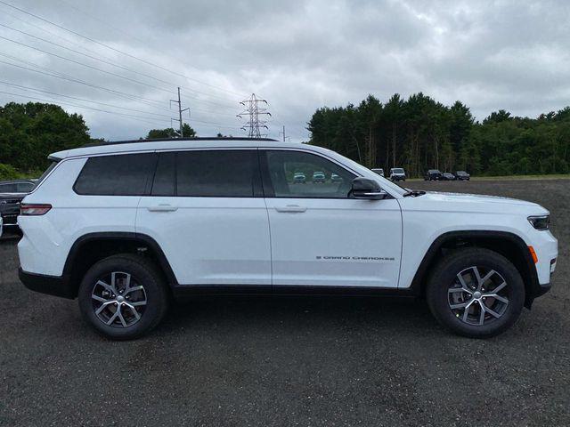 new 2025 Jeep Grand Cherokee L car, priced at $47,692
