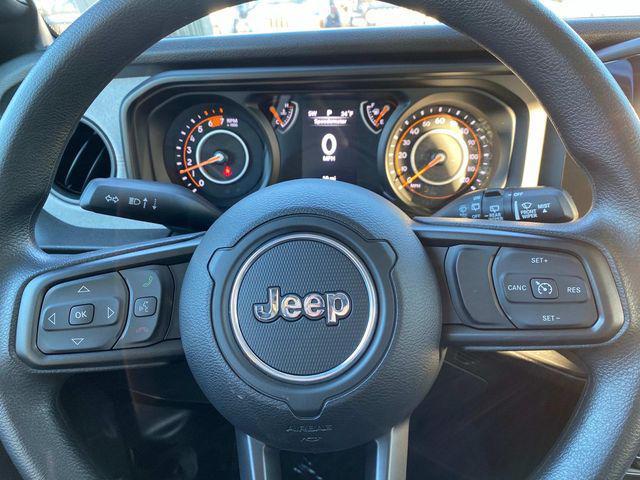 new 2025 Jeep Wrangler car, priced at $39,050