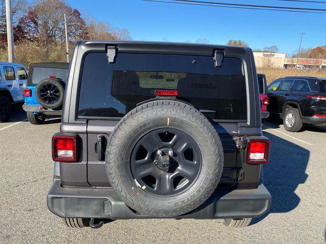 new 2025 Jeep Wrangler car, priced at $44,245