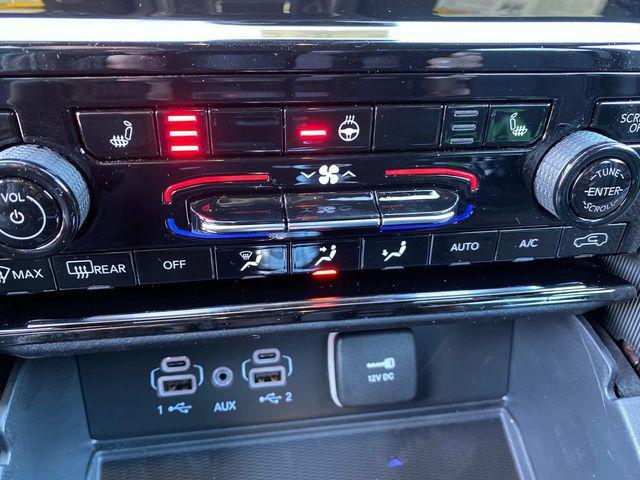 new 2025 Jeep Grand Cherokee car, priced at $43,220