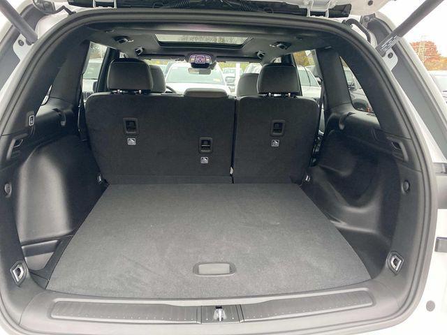 new 2025 Jeep Grand Cherokee car, priced at $47,165