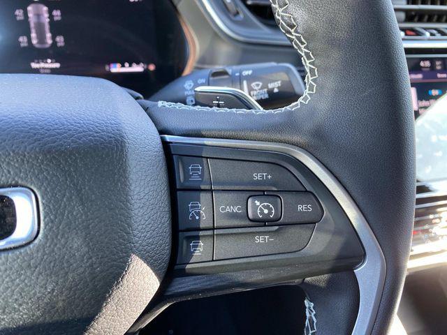 new 2025 Jeep Grand Cherokee car, priced at $43,220