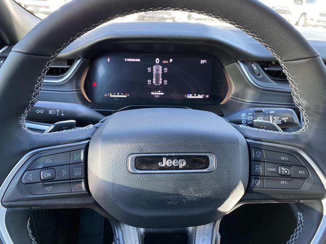 new 2025 Jeep Grand Cherokee car, priced at $43,220