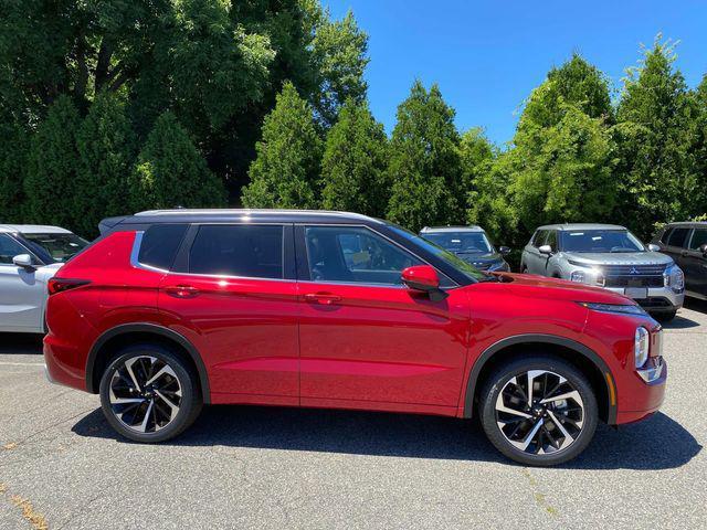 new 2024 Mitsubishi Outlander car, priced at $41,402