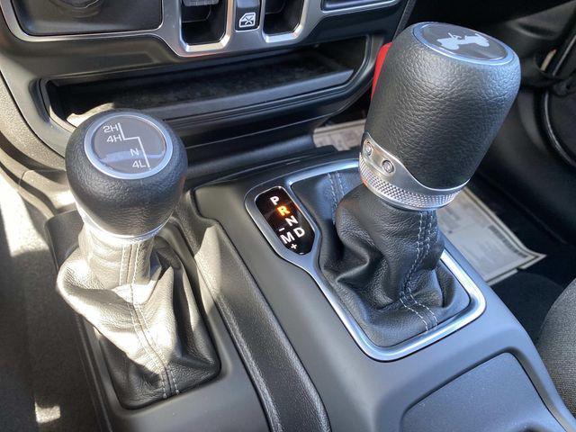 new 2025 Jeep Wrangler car, priced at $41,250