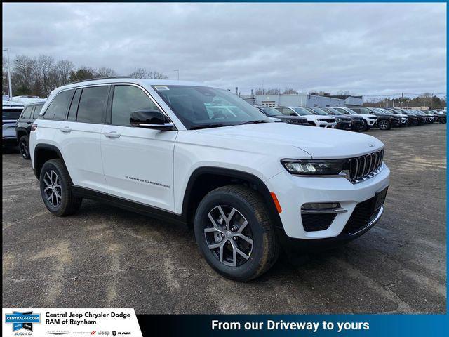 new 2025 Jeep Grand Cherokee car, priced at $49,215