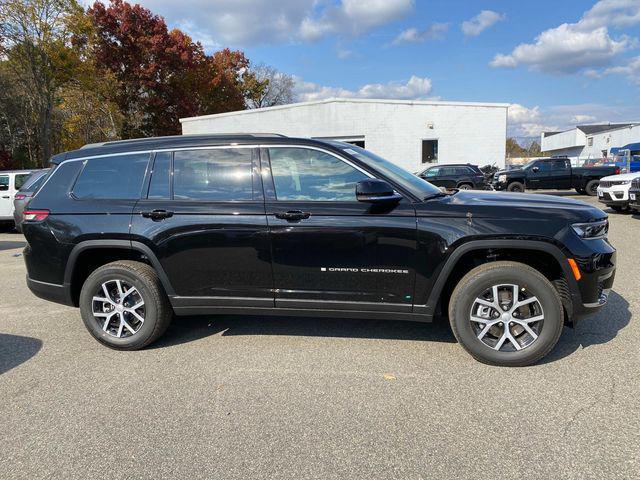 new 2024 Jeep Grand Cherokee L car, priced at $48,796