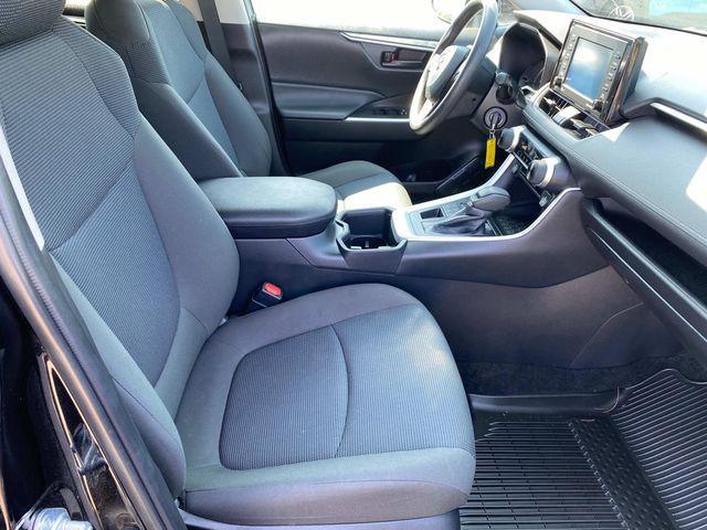 new 2022 Toyota RAV4 car