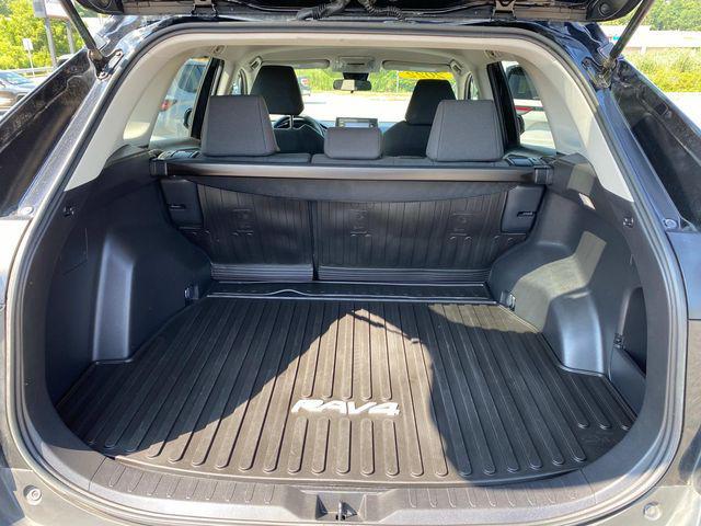 new 2022 Toyota RAV4 car