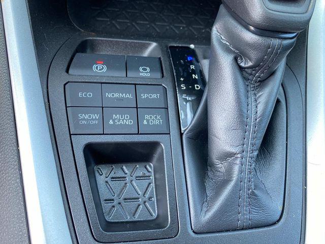 new 2022 Toyota RAV4 car