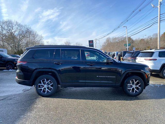 new 2025 Jeep Grand Cherokee L car, priced at $51,910