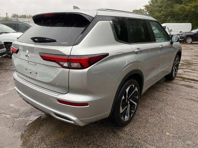 new 2024 Mitsubishi Outlander car, priced at $41,070